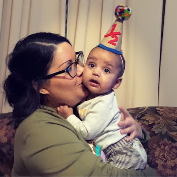 Meet your Posher, Erica - Picture 1 of 1